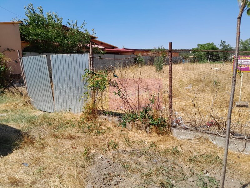 VANZARE TEREN 1800 MP IN SAT TEISORI (GR)